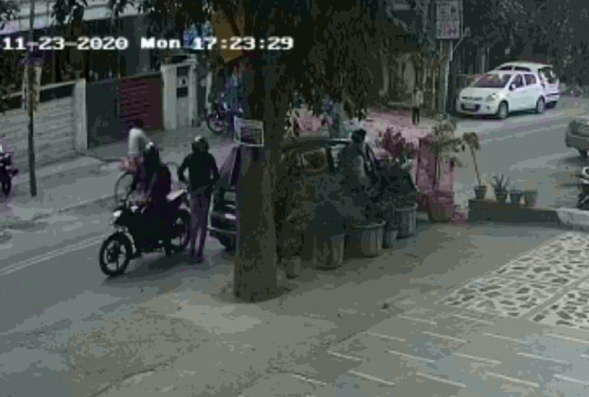 Delhi: Gurdwara elderly serviceman shot dead, captured in CCTV camera