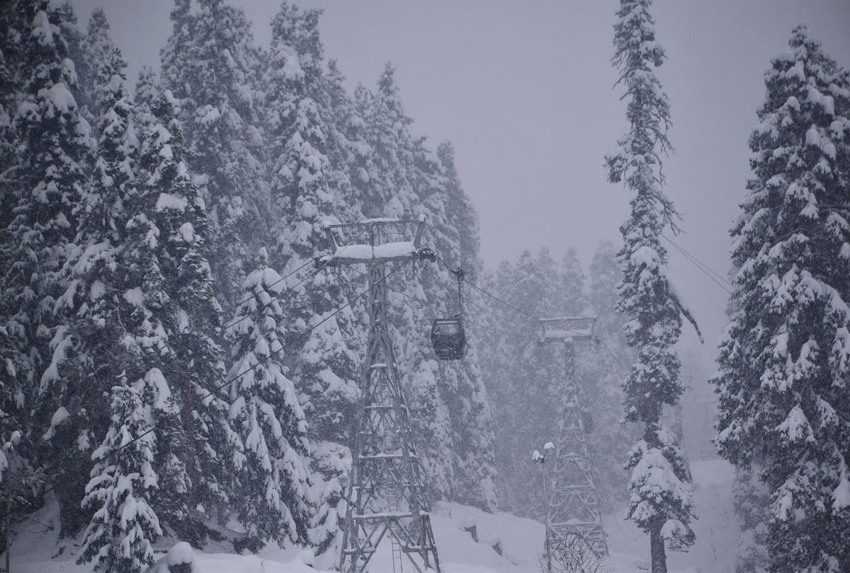 weather jammu kashmir, Heavy snowfall warning in Jammu and Kashmir on 11 and 12 December