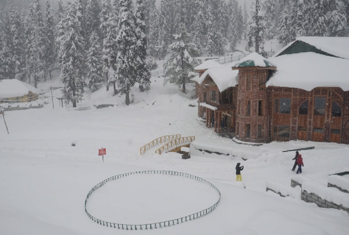 Heavy snowfall and rain warning in Jammu and Kashmir Orange alert issue