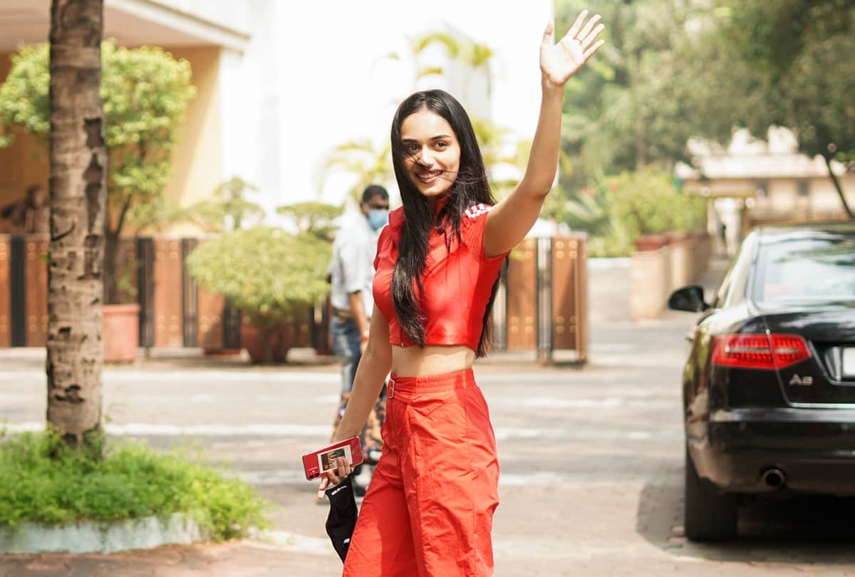 Prithviraj Actress Manushi Chhillar Talks About her Vegan Diet