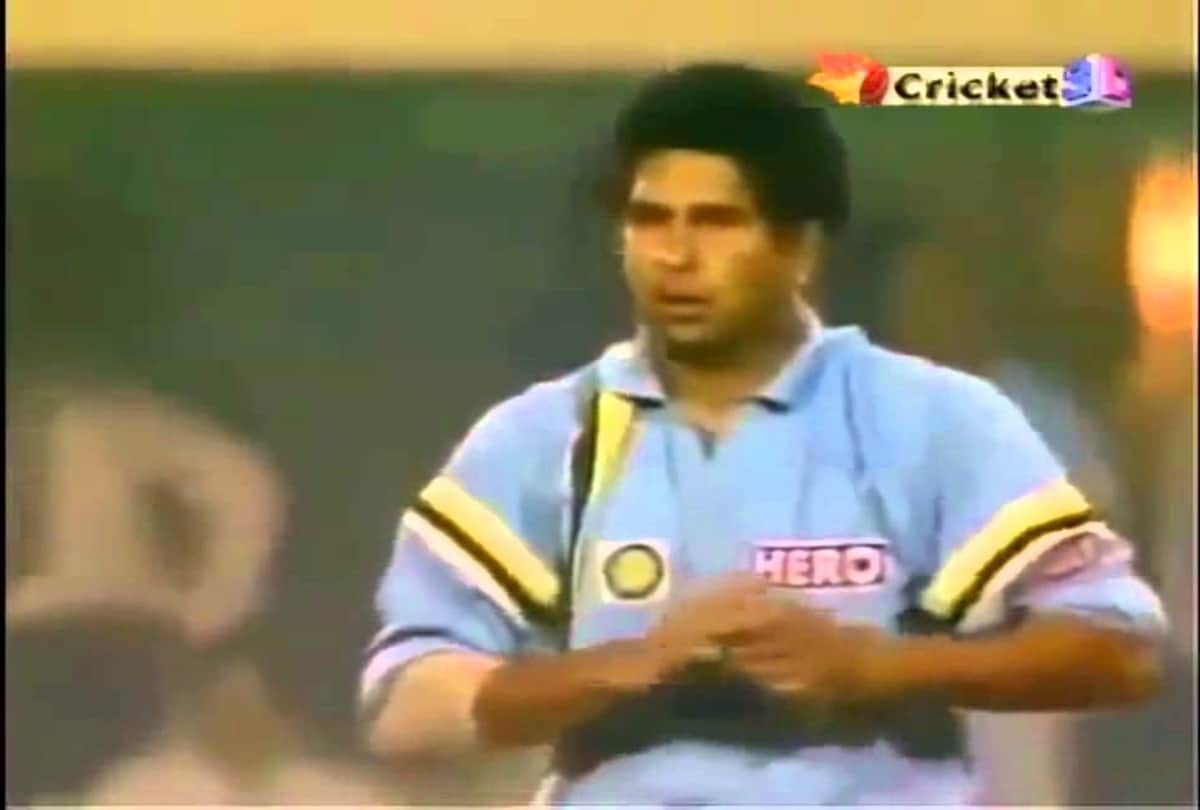 Sachin Tendulkar Magical Last Over, vs South africa in 1993 Semi Final Hero Cup