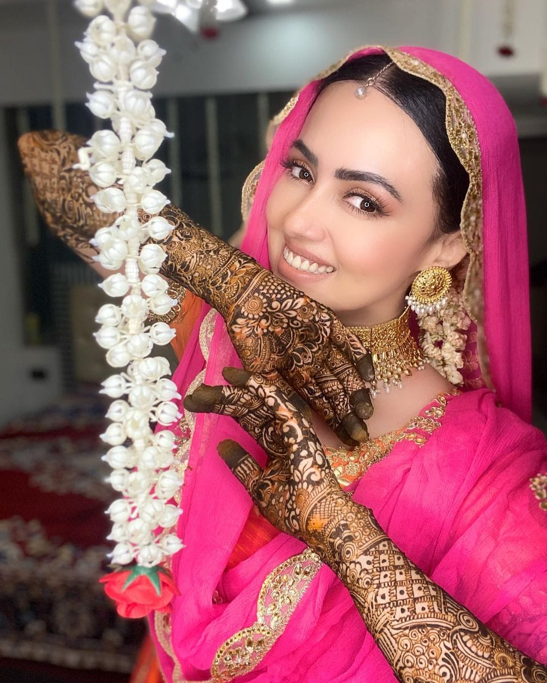 Thank you for being in my life Sana Khan husband Anas Sayed pens romantic note for wife