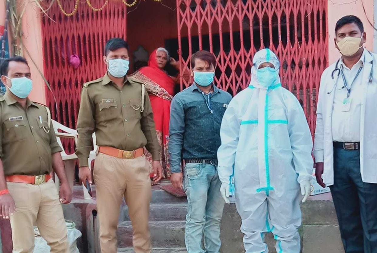 17 people, including school principal, corona positive in Jaunpur