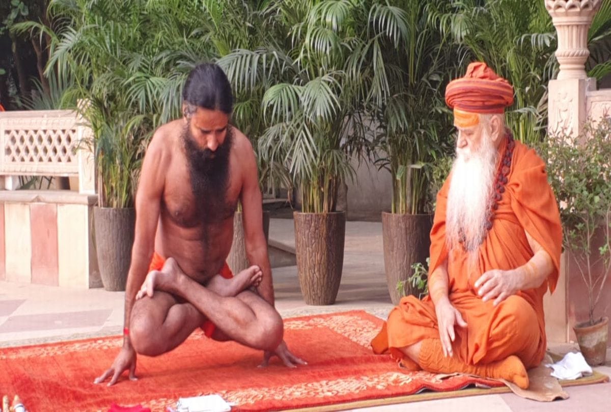 Yog Guru Baba Ramdev Reach Ramnreti Ashram Said Over Vokal For Local