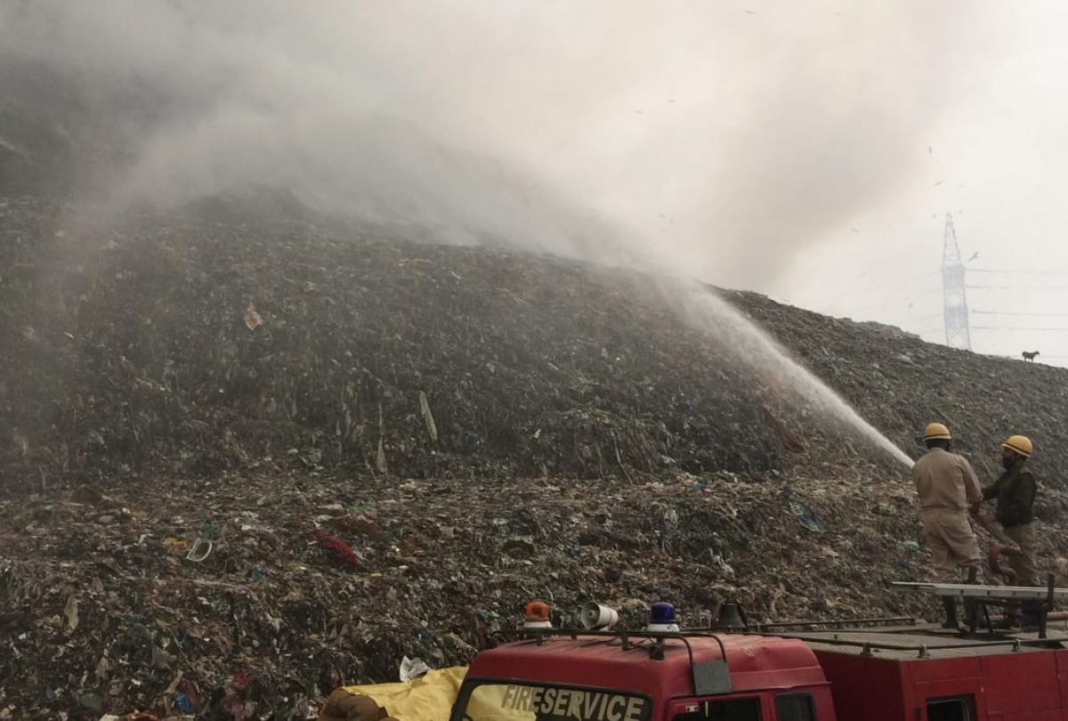 Fire broke out again at Bhalswa landfill site