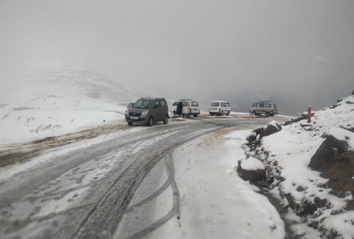 Cold increased due to rain and snowfall in Jammu and Kashmir