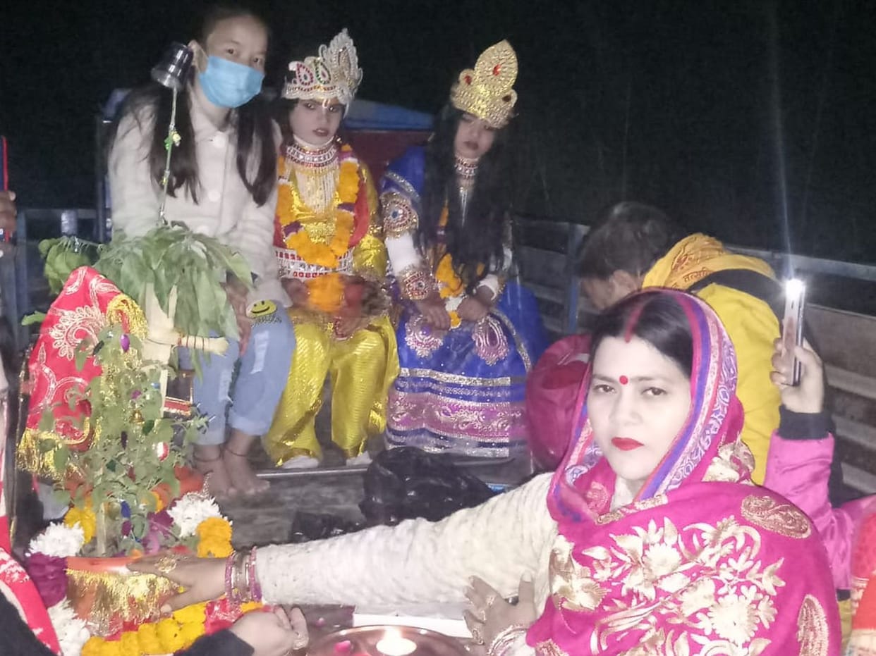 Tulsi-Shaligram dispute with pomp on Ganga coast