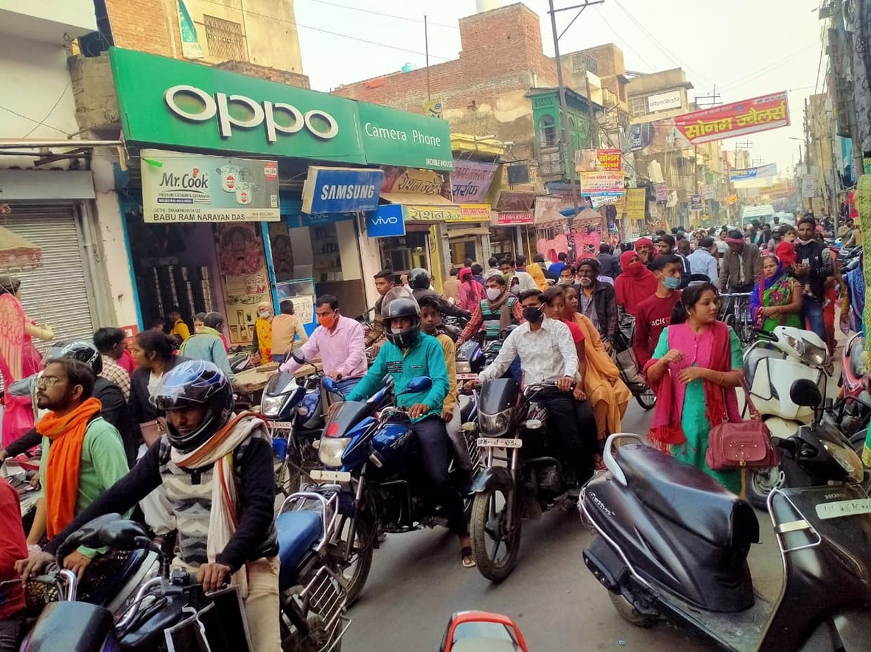 Two hours of jam on the Bareilly-Etawah highway caused havoc