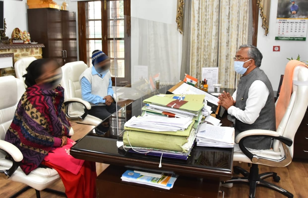 dehradun news :  murder after sexual assault victim girl parents meet with uttarakhand chief minister