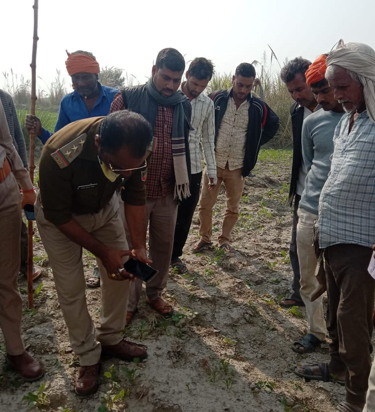 Villagers created panic after seeing leopard claw marks