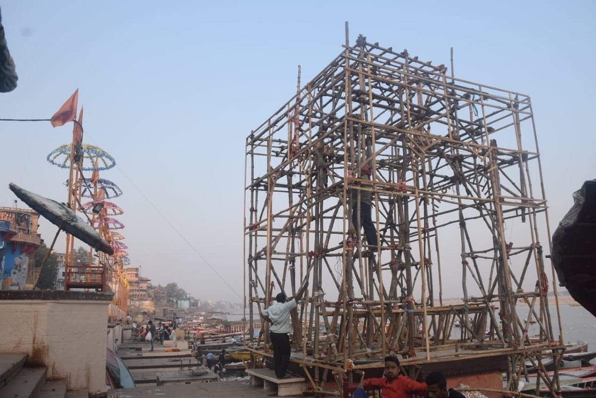 Varanasi Kashi Dev Deepawali News: PM Narendra Modi:  preparations of dev diwali for pm modis arrival helipads buil