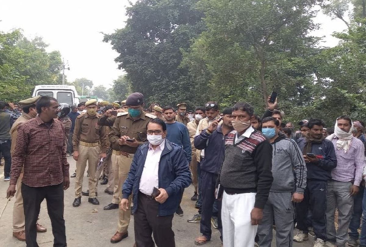 Firozabad Road Accident News: Four Died In Accident Inside Story Of villagers Helps