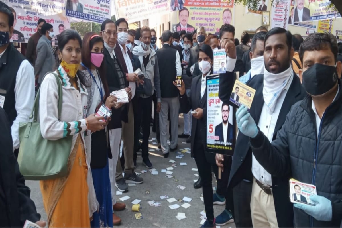 Meerut Bar Association elections today, voters do not follow social distancing for corona