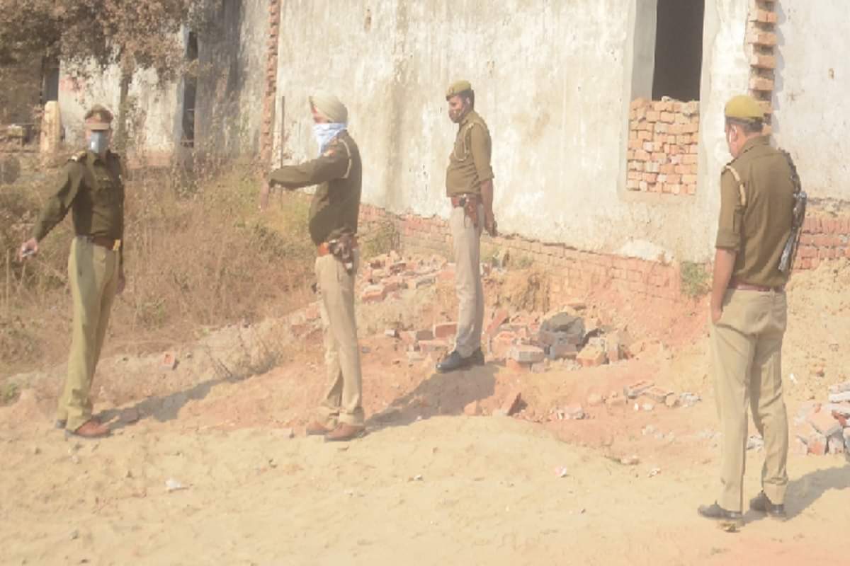 shroud black marketing gang busted in baghpat baraut, seven arrested including mastermind