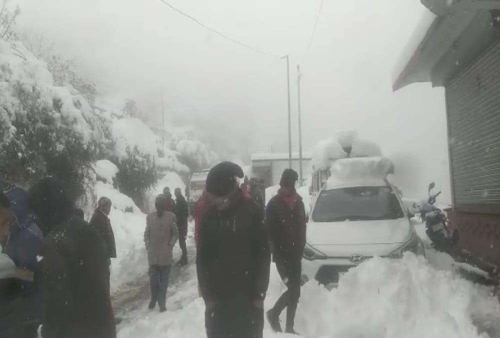 Uttarakhand News: New year 2021 And 25th Christmas or 31st Night Celebration Hotel Booking details