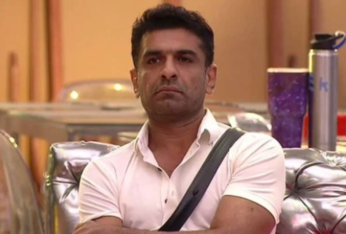 Bigg Boss 14 Pavitra Punia Gives Back To Troller Who Did Cheap Comments On Eijaz Khan