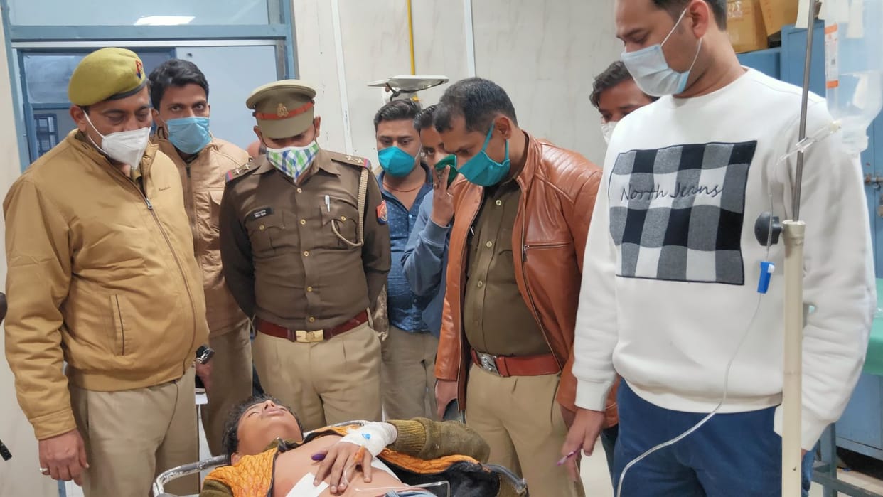 Bully shot at shopkeeper, Gambhir
