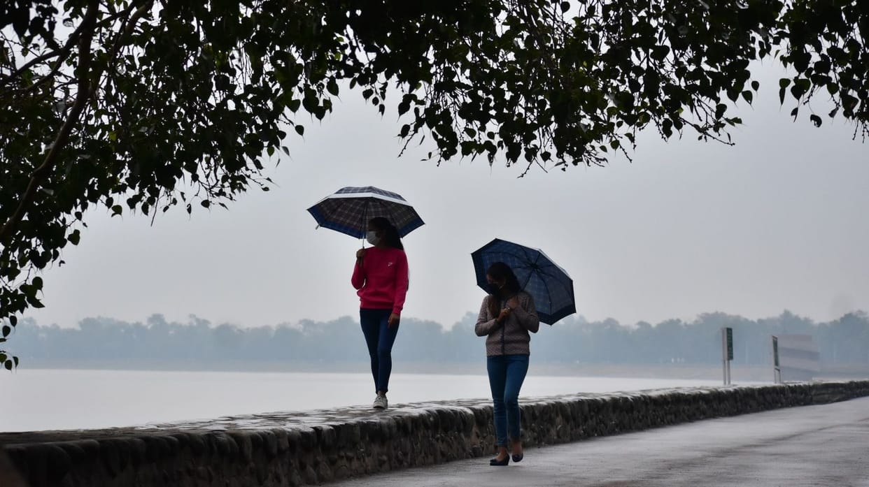 Cold winds with drizzle increased chill, Wednesday was the coldest day of the season