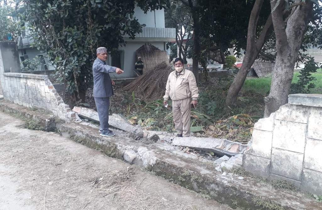 Elephant creates chaos in Khandgaon
