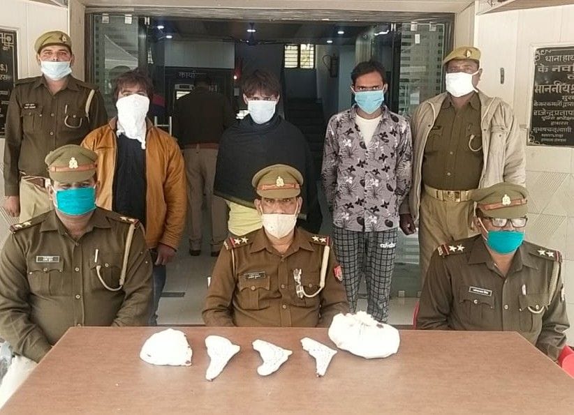Hathras: Three animal thieves arrested along with Lodar and Tamancha in encounter