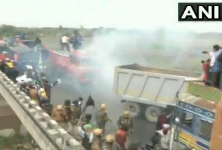 kisan andolan news Haryana Police used water cannon on Farmers at Punjab Border
