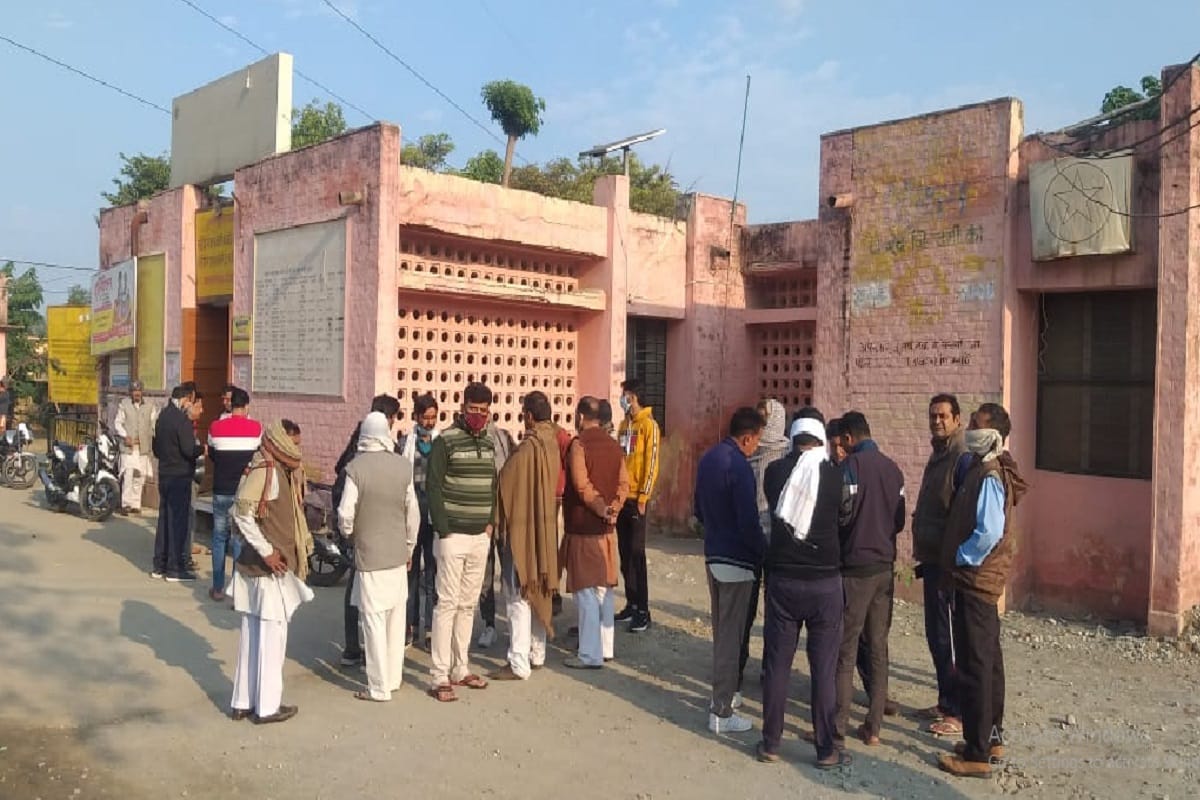 The body of the principal of private school has been found lying near the mosque in Saharanpur