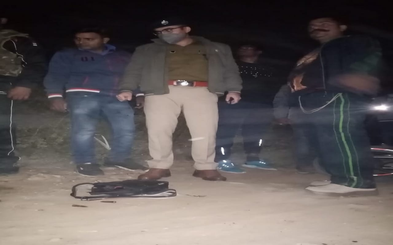 After Kittu is killed in Varanasi encounter, now police is looking for this prize crook