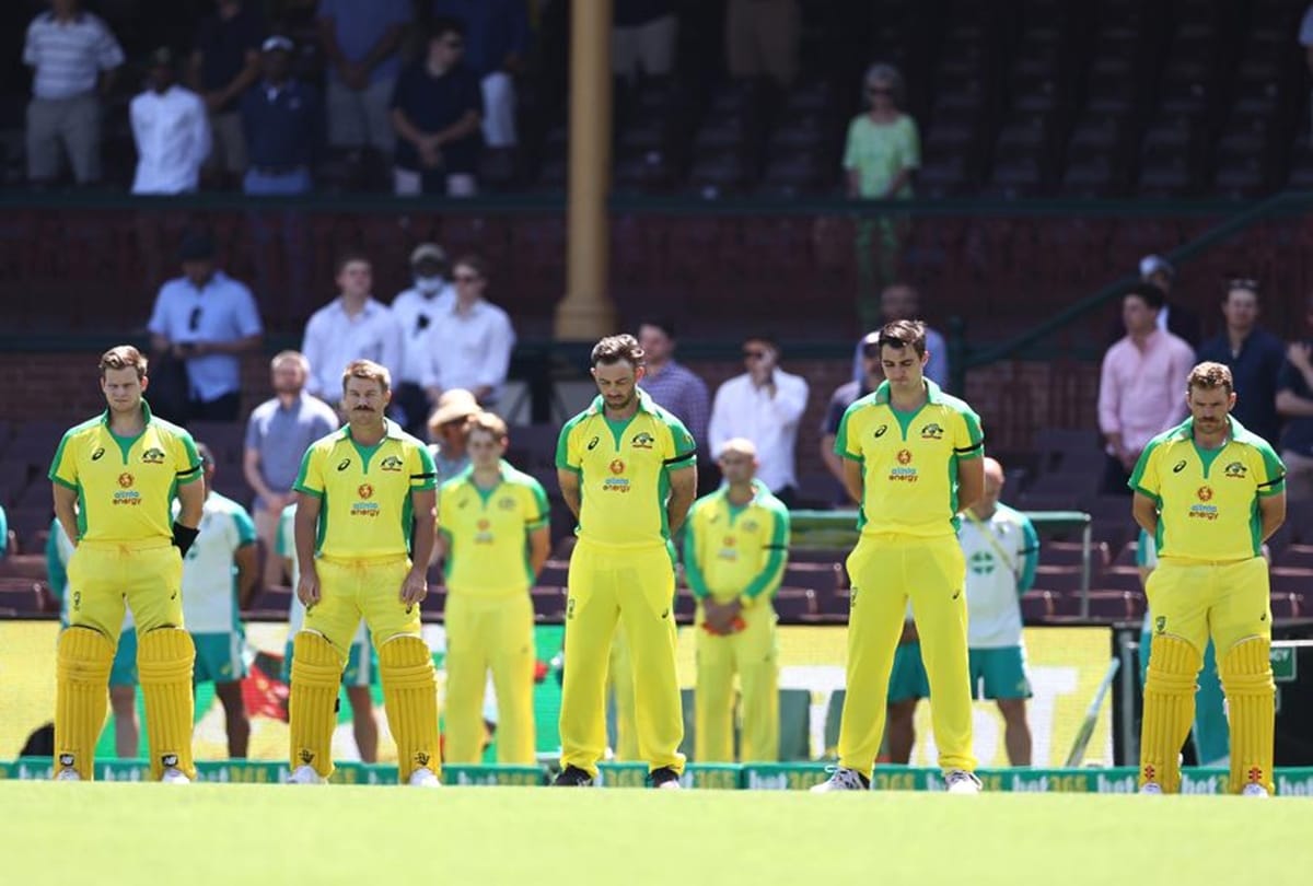 India, Australia players wearing black armbands during 1st ODI in honour of Dean Jones