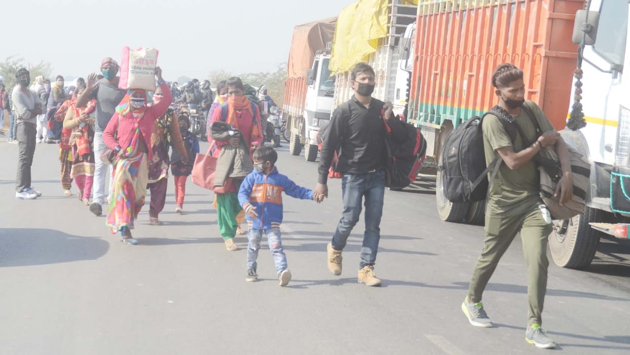 Children and women suffered from highway jam