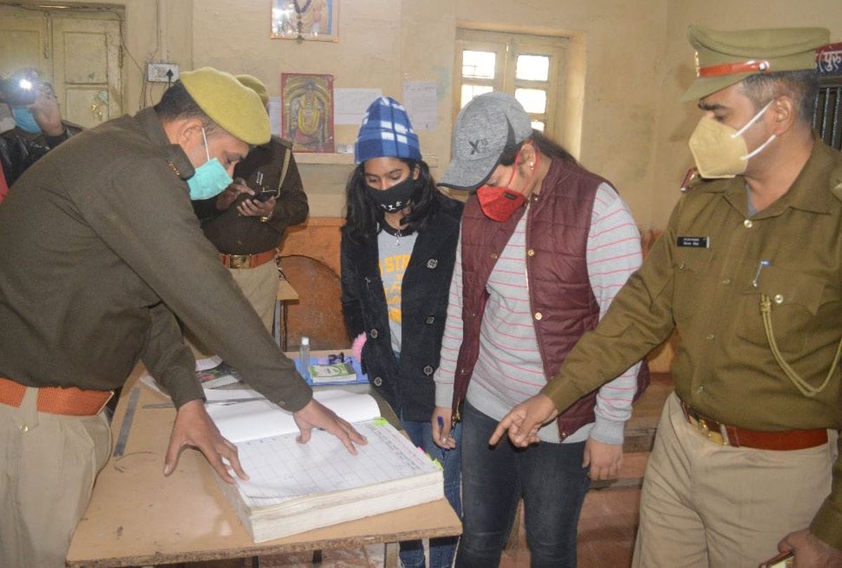 Himanshi Gupta made guest SHO at GRP Agra Cantt Station under Mission   Shakti