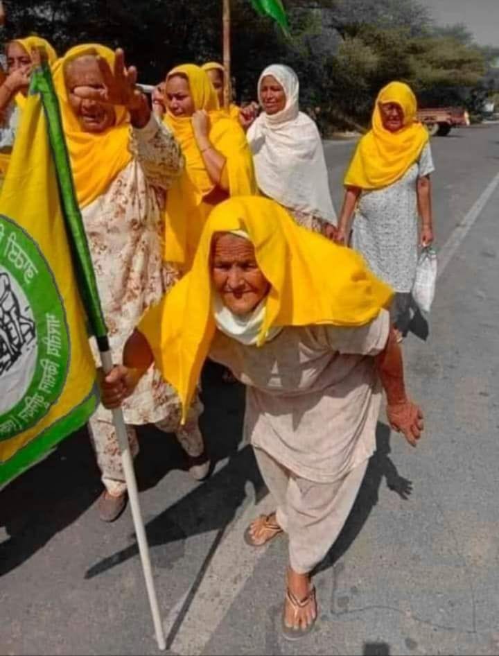 Farmers traveled to Delhi by removing blockers
