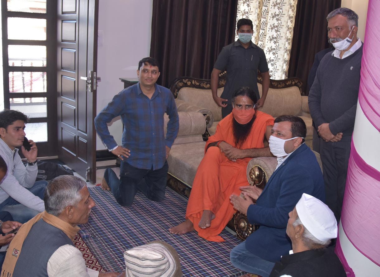 Yoga guru Swami Ramdev arrived at the wedding ceremony