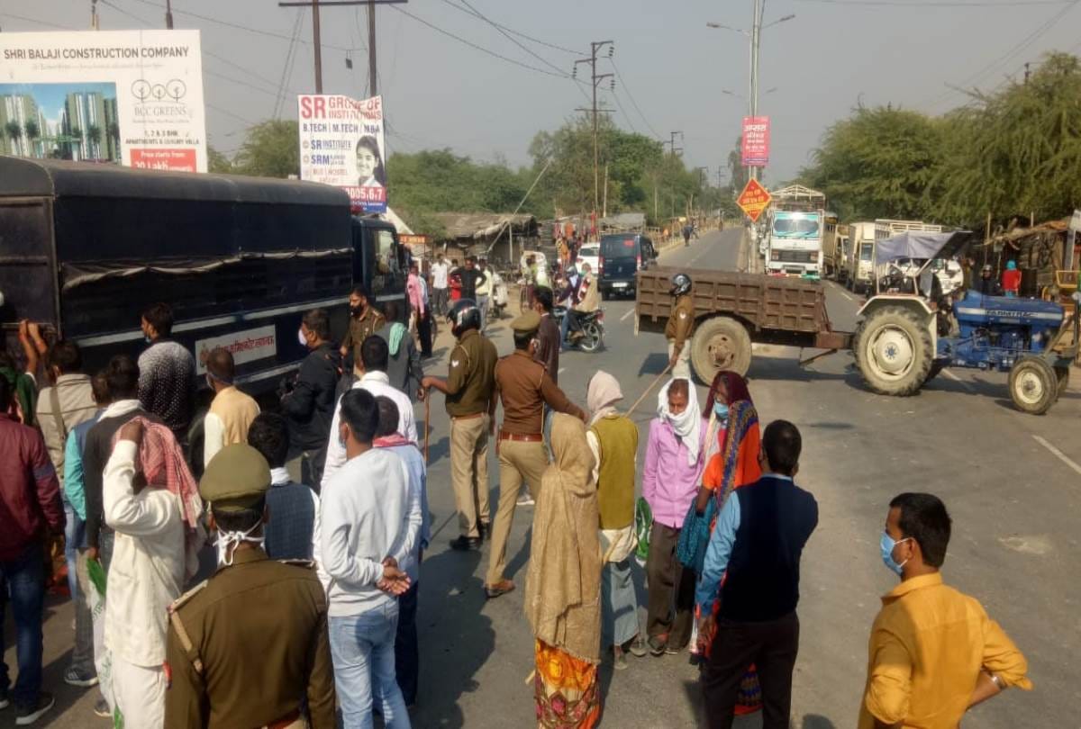 protest of farmers in lucknow