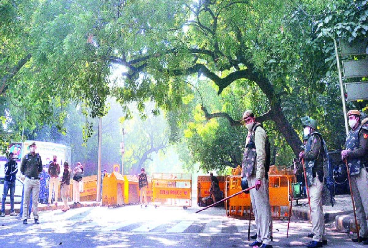 Nine AAP protesters reached near Prime Minister's residence
