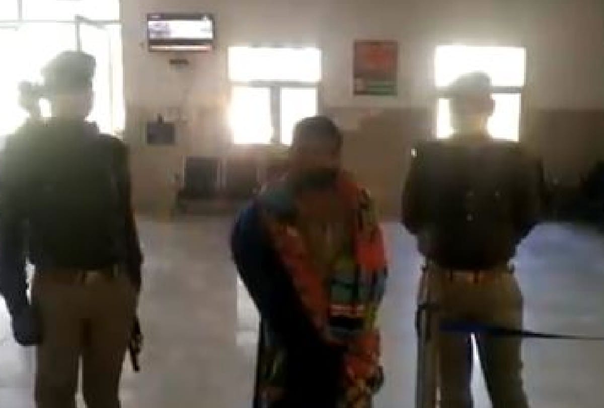 accused arrested for seven year old girl murder and misdeed case in mathura