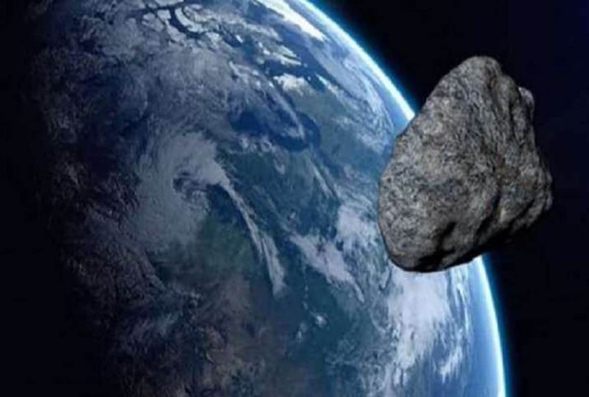 asteroid alert huge asteroid will pass near earth NASA declared dangerous
