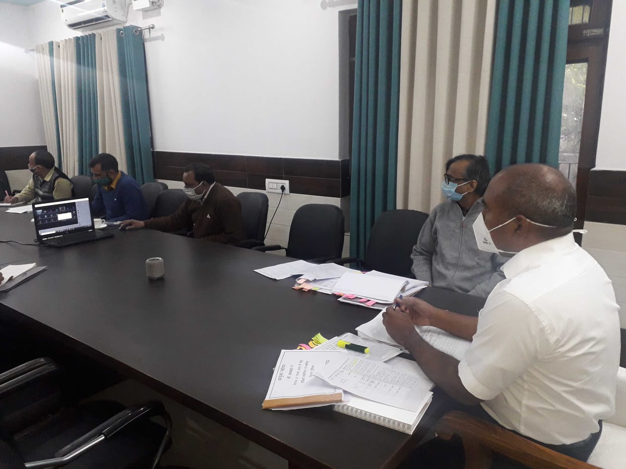 'Action should be taken against the illegal trading of mining and liquor'