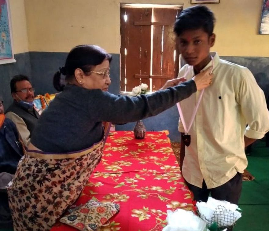 sammaan paakar vidya prabodhan pareeksha ke toparon ke khile chehare