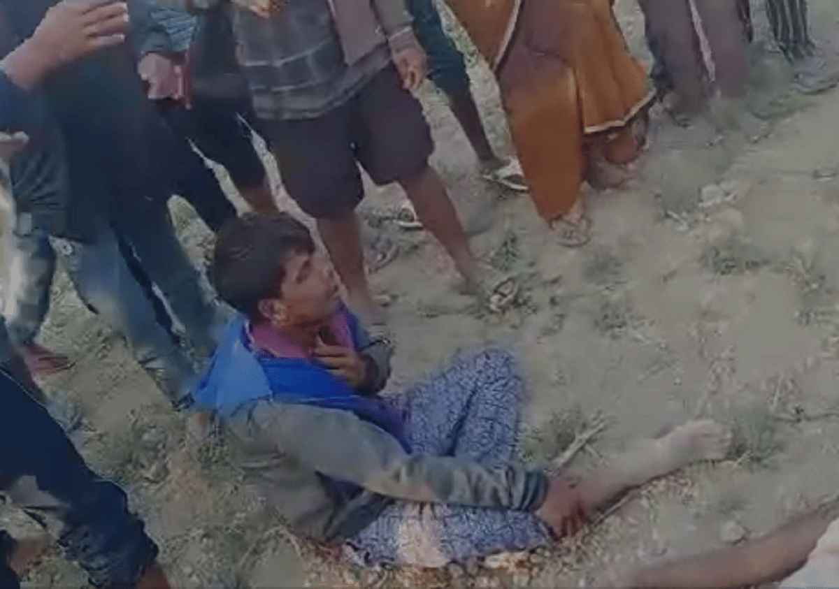 Ballia UP Murder News: youth man killed teen girl throat sitting in front of dead body in ballia up