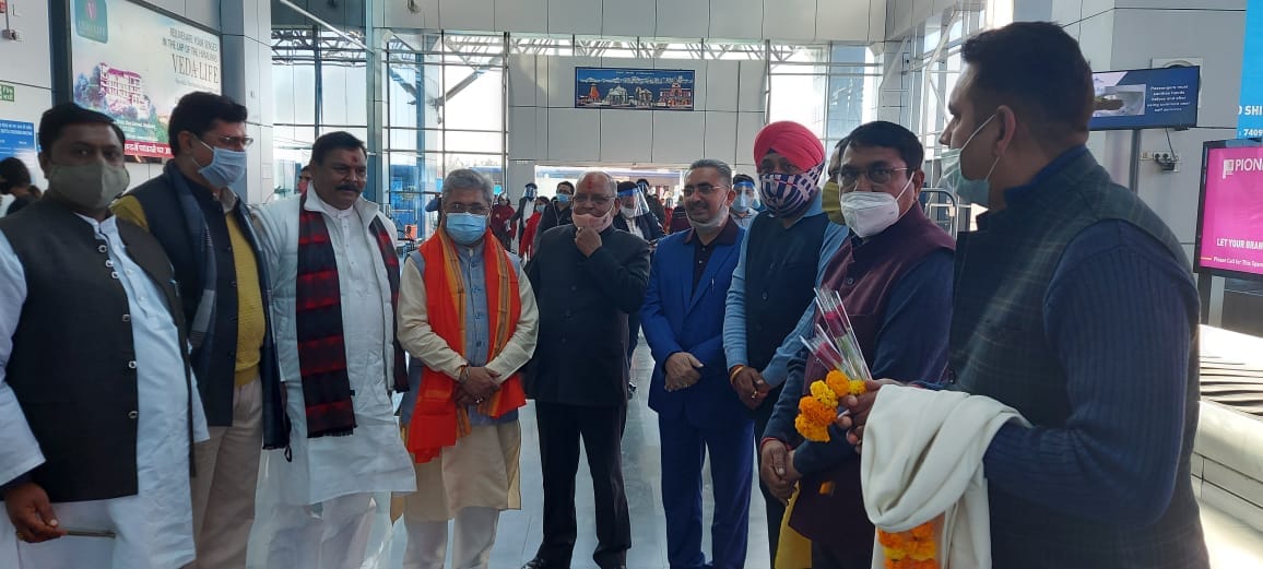BJP uttarakhand in-charge dushyant kumar Gautam arrived dehradun