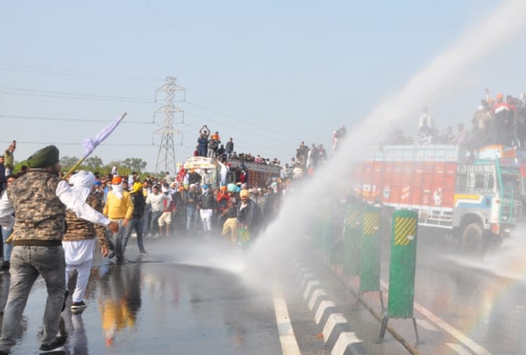 Kisan Andolan Latest News: Police used expired tear gas shells to control Delhi March