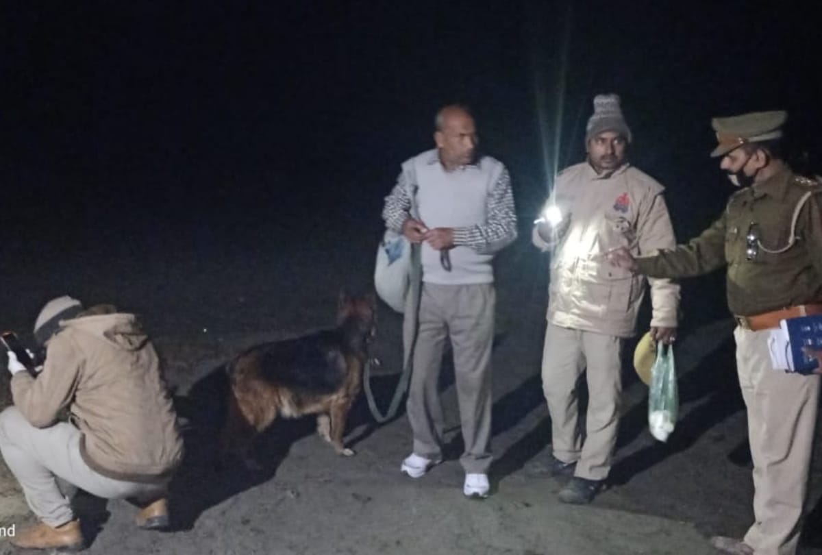 Minor girl dead body found in kushinagar