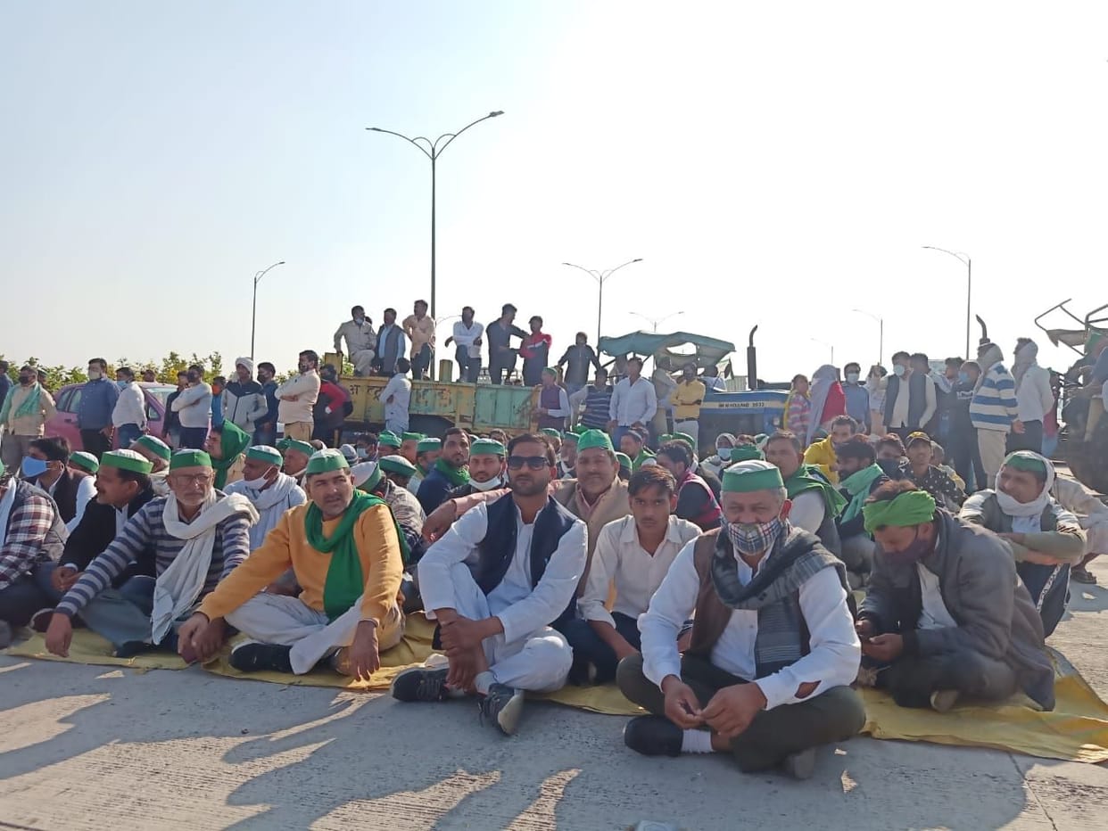 Three hours of traffic jam on the Peripheral Expressway, people told