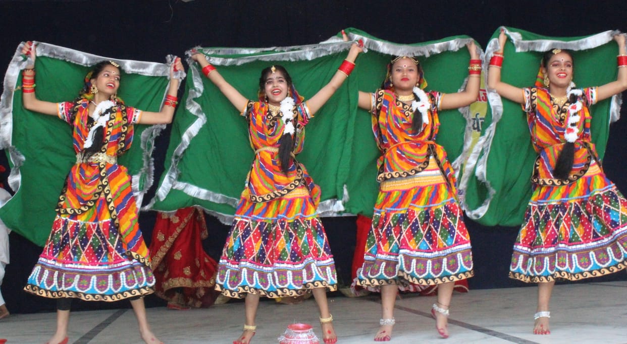 Colors of folk art shown in furrow