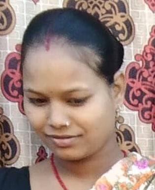 Dead body of newlyweds found hanging on the noose