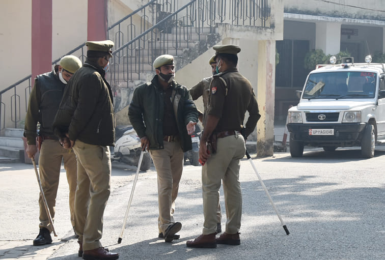 Bakiu Tomar performed on Collectorate, submitted memorandum
