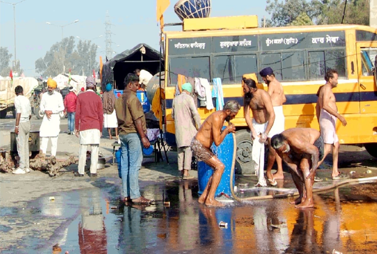 Farmers facing crisis of bathing and washing on border