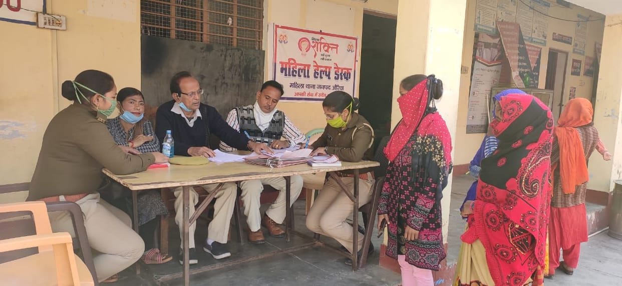Four couples agreed to live together in Nai Kiran