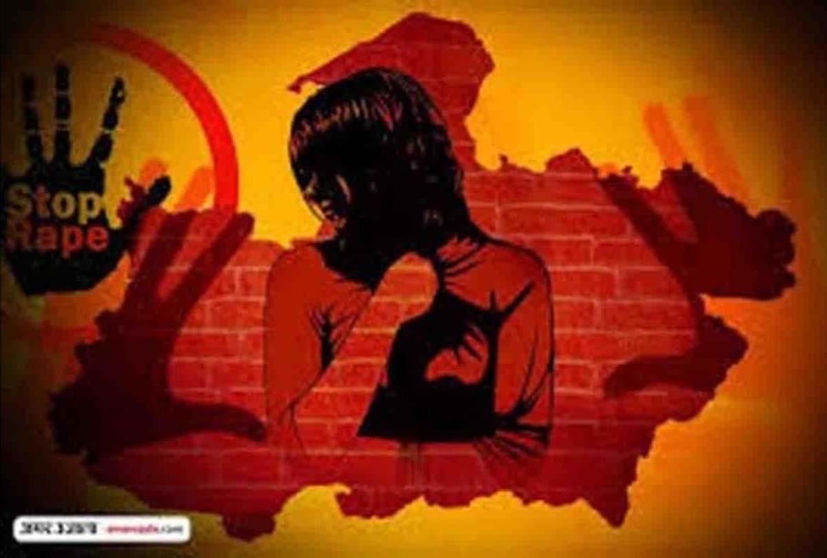 Teenage kidnapped and gang misdeed in kanpur