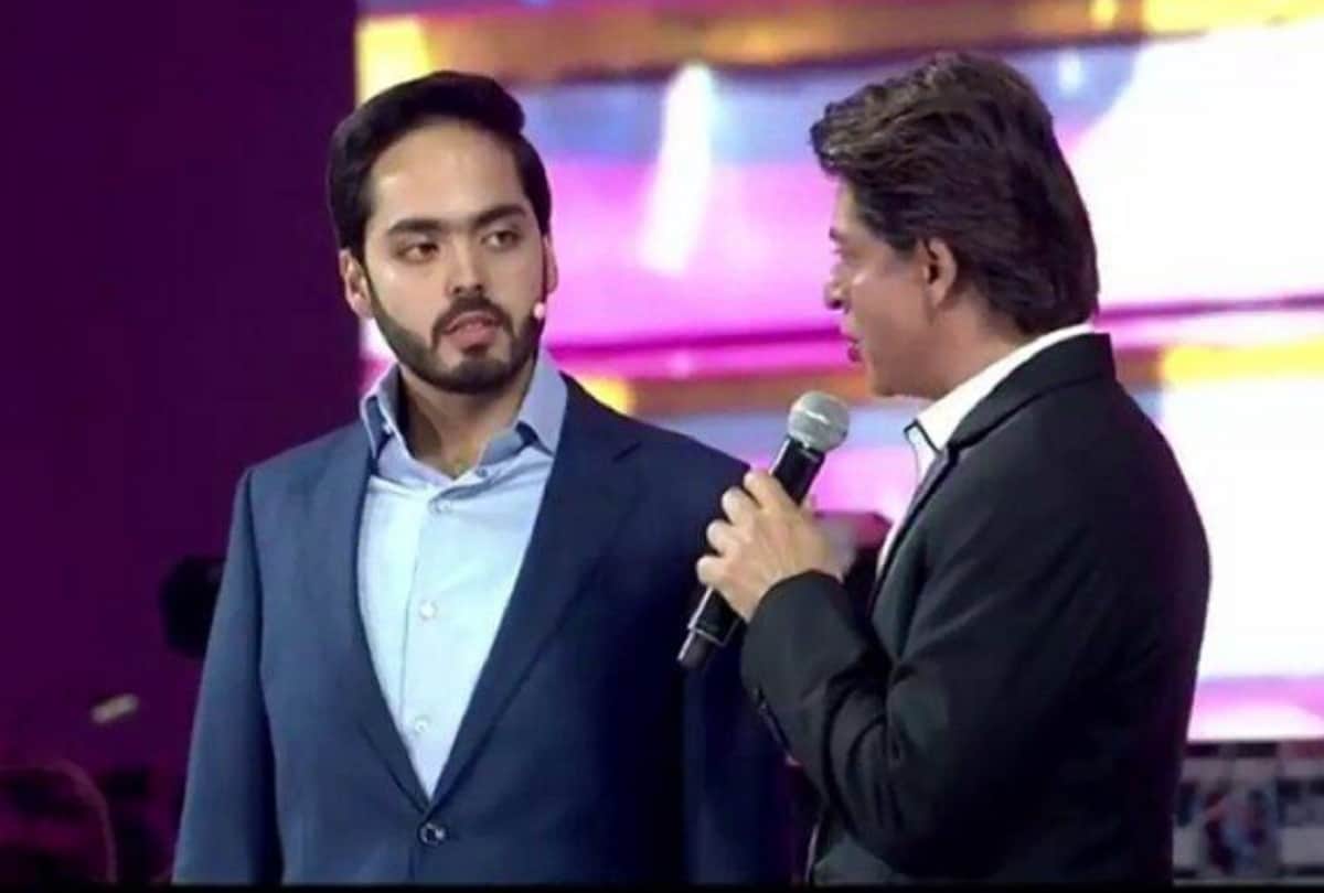 when Shah rukh Khan asked to Mukesh Ambani son Anant Ambani his first salary